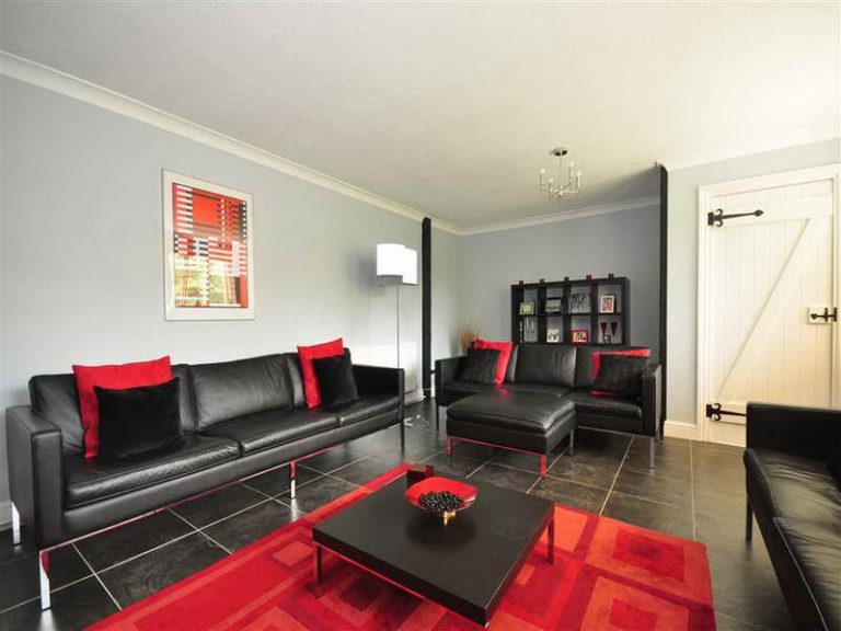 غرف معيشة باللون الاحمر والاسود,Living rooms in red and black قصر الديكور